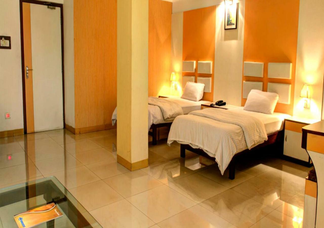 บลู ไดมอนด์ เดอะ โฮเต็ล Hotel Korba ภายนอก รูปภาพ