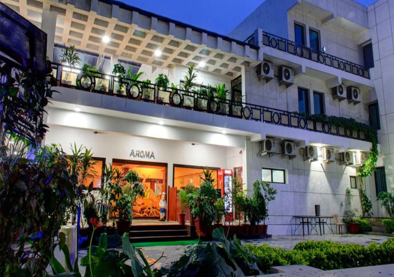 บลู ไดมอนด์ เดอะ โฮเต็ล Hotel Korba ภายนอก รูปภาพ