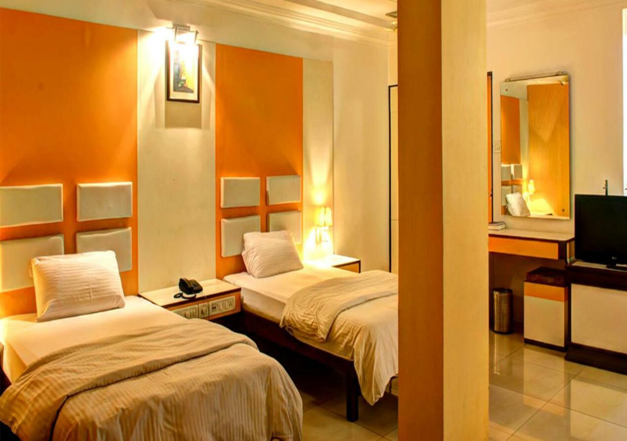 บลู ไดมอนด์ เดอะ โฮเต็ล Hotel Korba ภายนอก รูปภาพ